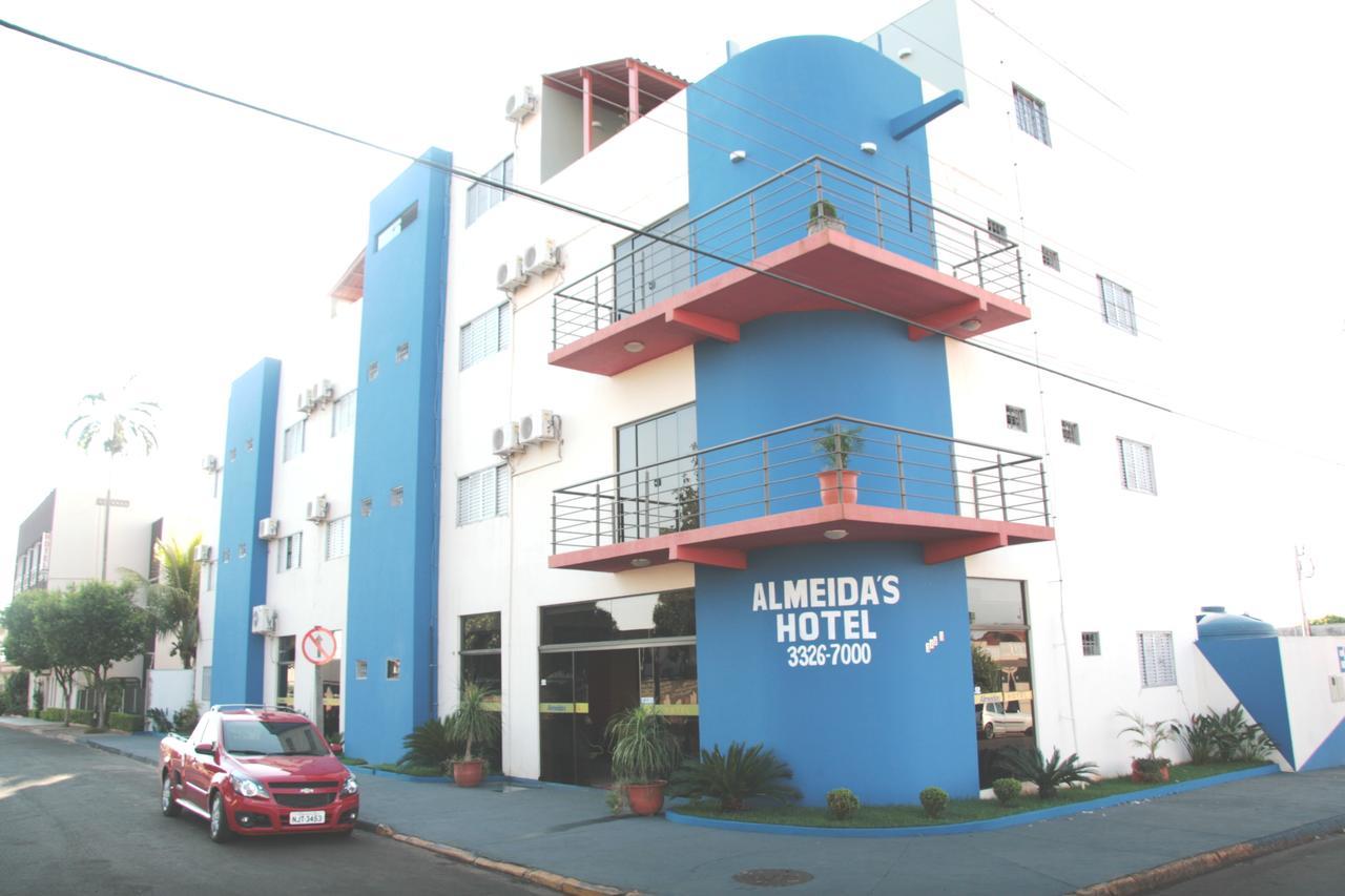 Almeidas Hotel Tangara da Serra Exterior photo